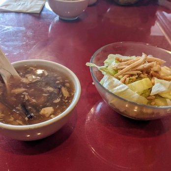 Edna Ray - Hot and sour soup, basic salad. Both come with the lunch special - Chinese Near Me - San Jose, California Edna Ray - Hot and sour soup, basic salad. Both come with the lunch special - Chinese Near Me - San Jose, California