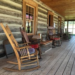 The Homeplace Vineyard - The screened in wraparound porch. Perfect for sipping wine.