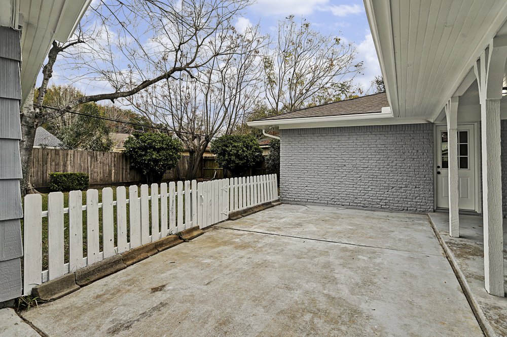 Slide of Homerun Roofing & Construction