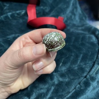 Maverick Chocolate Co - Mint truffle 2 - Chocolatiers & Shops Near Me - Cincinnati, Ohio