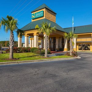 Quality Inn Suites Civic Center 34 Photos 15 Reviews