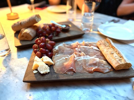 3 Arts Club Cafe at RH Chicago by null