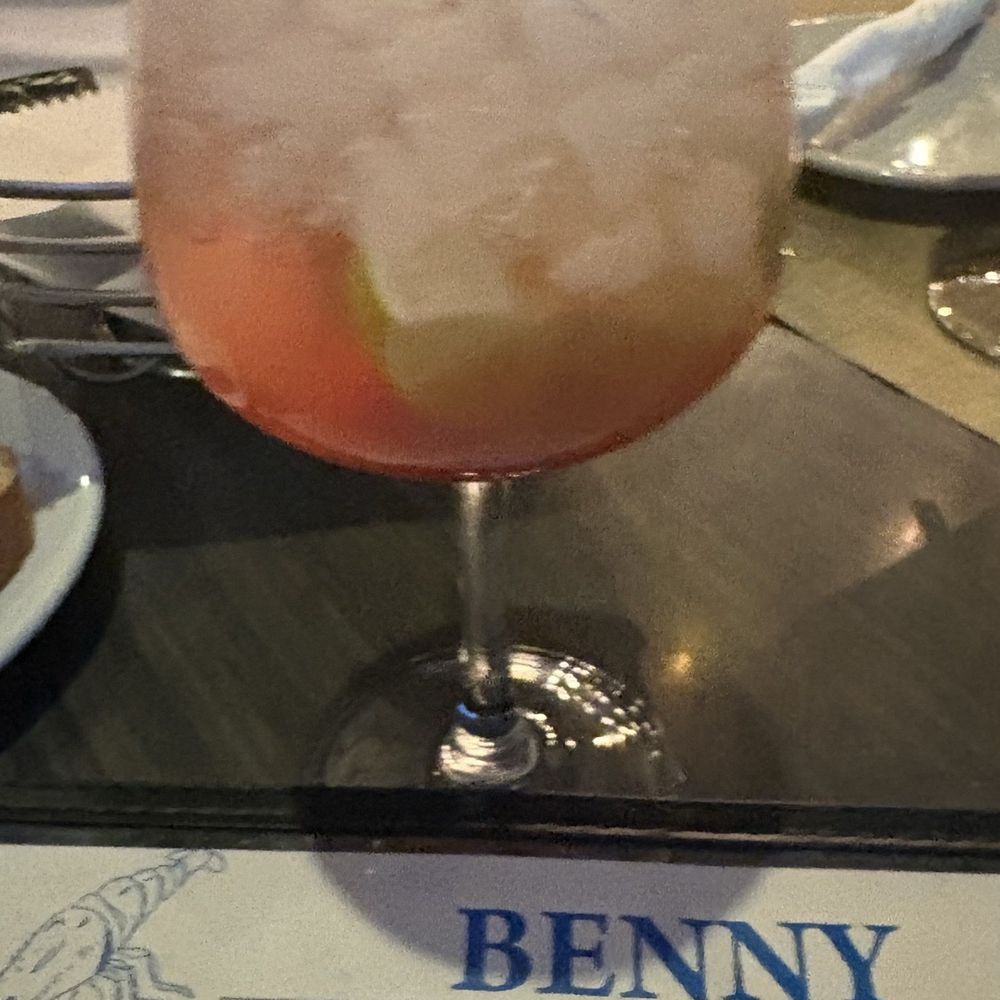 Benny the Bum's - Strawberry Sangria refreshing and tasty - American Near Me - Philadelphia, Pennsylvania