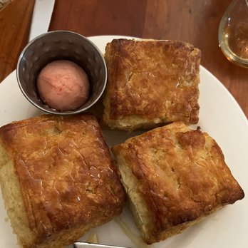 Mattie's - Biscuits!! - American Near Me - Austin, Texas Mattie's - Biscuits!! - American Near Me - Austin, Texas
