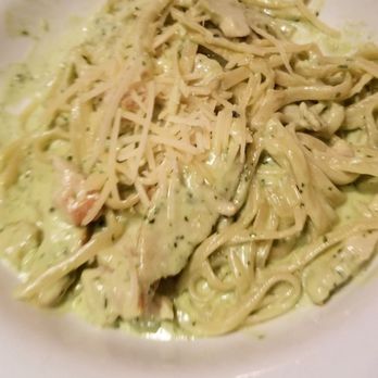 Perrons Sul Lago - Chicken basil pesto pasta - Italian Near Me - Prior Lake, Minnesota Perrons Sul Lago - Chicken basil pesto pasta - Italian Near Me - Prior Lake, Minnesota