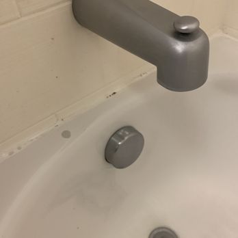 Hampton Inn New Albany - Mold/dirt - Hotels Near Me - New Albany, Mississippi Hampton Inn New Albany - Mold/dirt - Hotels Near Me - New Albany, Mississippi