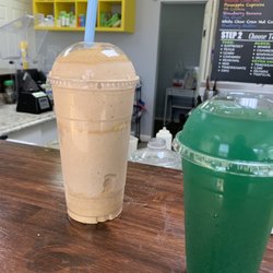 Healthy & Fit Nutrition - Cinnamon roll tea with graham and aqua man tea