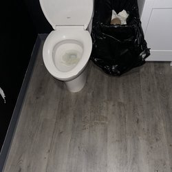 FIT 24 Hour Fitness Center - Dirty bathrooms