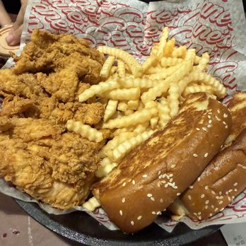 Raising Cane's Chicken Fingers - Fast Food Near Me - Live Oak, Texas Raising Cane's Chicken Fingers - Fast Food Near Me - Live Oak, Texas