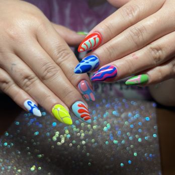NAILaCARTE - West Loop - Nail Salons Near Me - Chicago, Illinois