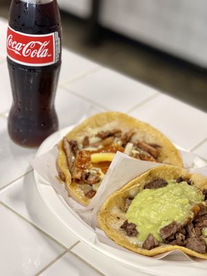 LOS TACOS No.1 by null
