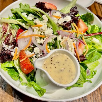 Flight Deck Pub - Strawberry fields salad   @hybrideater - Pubs Near Me - St. Louis, Missouri