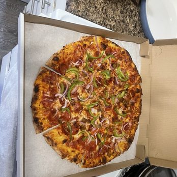 Smoking Monkey Pizza - Yummy build my own pizza with thin crust simply delicious and yummy - Pizza Near Me - Renton, Washington Smoking Monkey Pizza - Yummy build my own pizza with thin crust simply delicious and yummy - Pizza Near Me - Renton, Washington