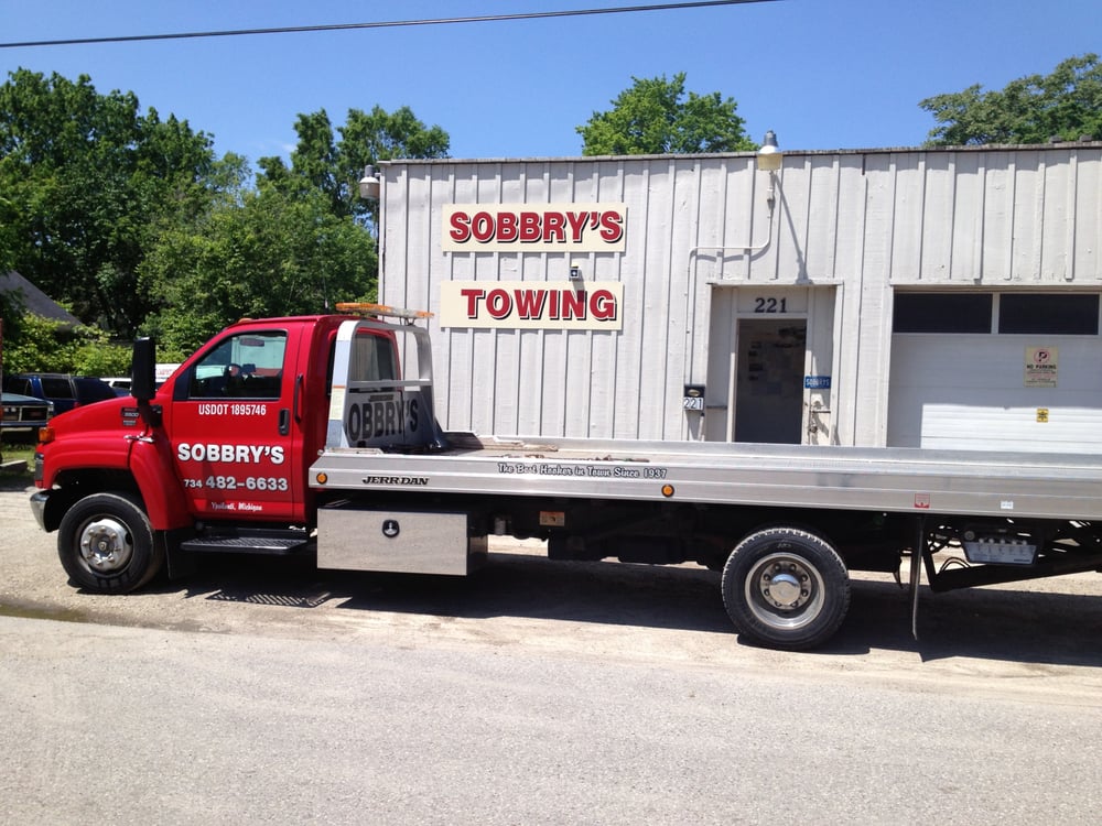 SOBBRY’S GARY TOWING Updated October 2024 221 N Lincoln St