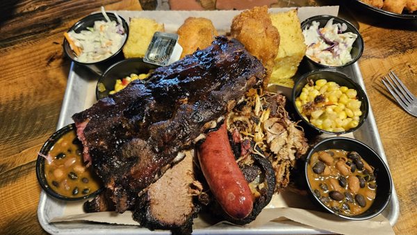 Riverhouse BBQ & Events by null