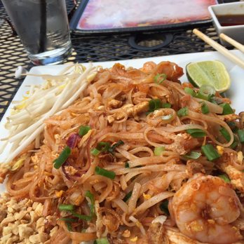 Saigon Saigon - Vietnamese Near Me - Arlington, Virginia