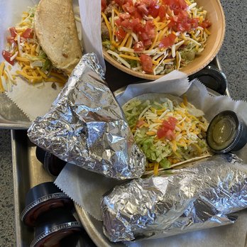 Vasquez Deli - Taco salad, soft taco, chunky beef burrito, crispy taco and tortilla - Mexican Near Me - Vacaville, California Vasquez Deli - Taco salad, soft taco, chunky beef burrito, crispy taco and tortilla - Mexican Near Me - Vacaville, California