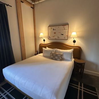 The Ann Savannah - Hotels Near Me - Savannah, Georgia