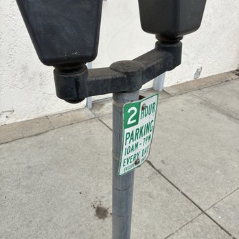Let’s Yolk About It - Free metered parking before 10 AM (Jul 2025) - Breakfast & Brunch Near Me - Long Beach, California