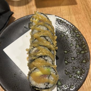 Rawbar - Gilroy roll - Sushi Bars Near Me - Chico, California