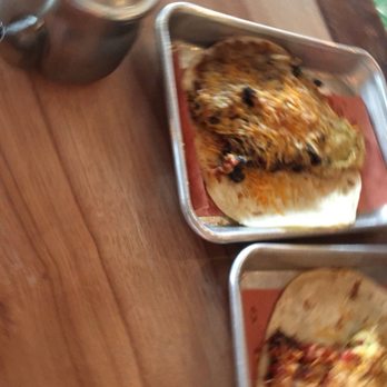 Estrella - Tacos Near Me - Downingtown, Pennsylvania