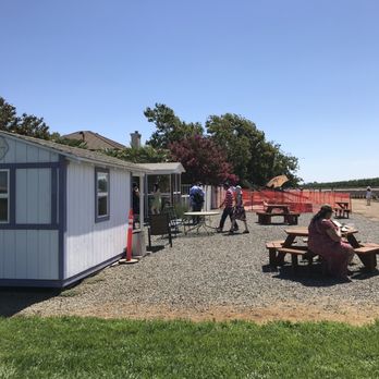 Araceli Farms - Attraction Farms Near Me - Dixon, California Araceli Farms - Attraction Farms Near Me - Dixon, California