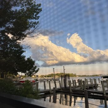 Macanda - Patio view - Beer, Wine & Spirits Near Me - Wayzata, Minnesota Macanda - Patio view - Beer, Wine & Spirits Near Me - Wayzata, Minnesota