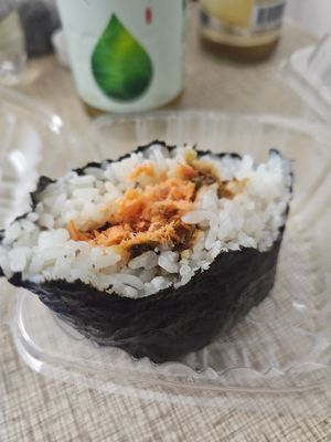 Omusubi Gonbei by null
