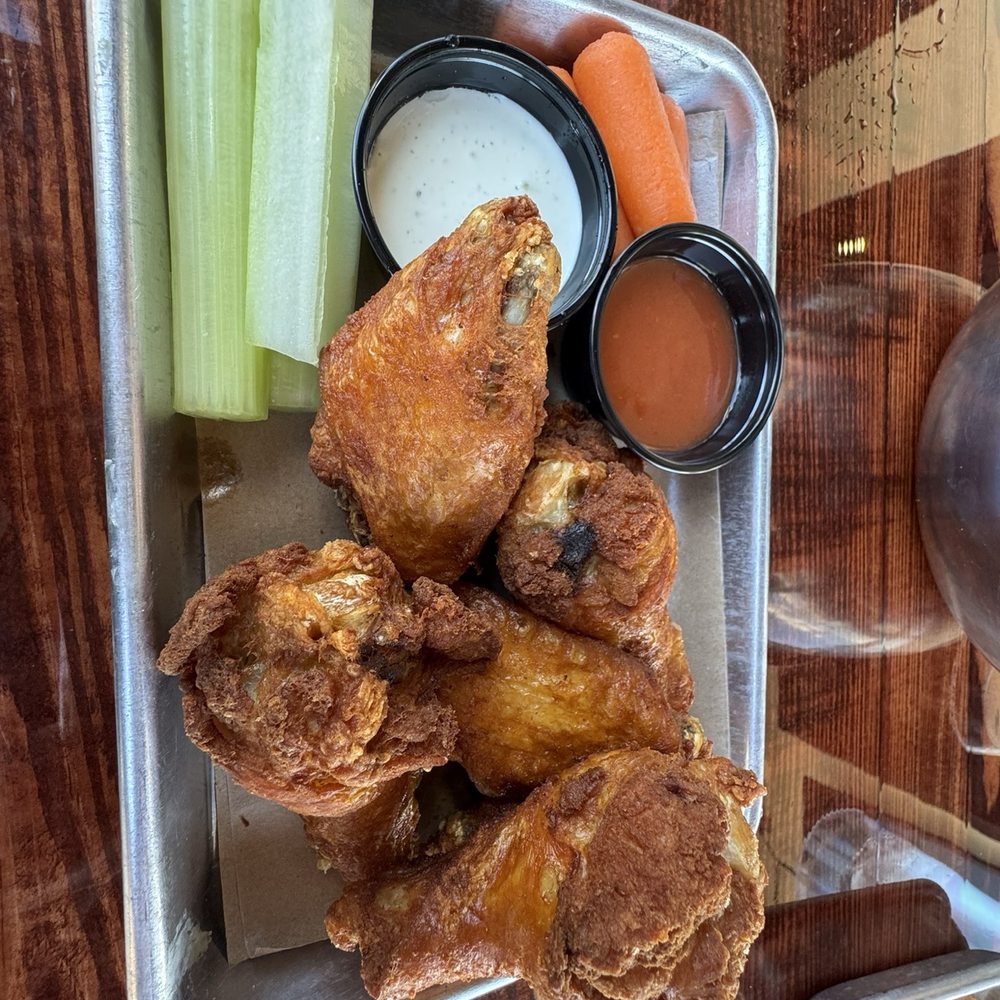 Burger Bar - Sports Bars Near Me - Cedar Park, Texas Burger Bar - Sports Bars Near Me - Cedar Park, Texas