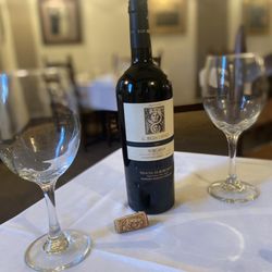 Clifford's Restaurant - Vino