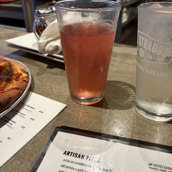 Pizza e Birra - Blueberry kombucha - Pizza Near Me - San Diego, California