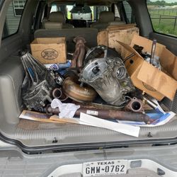 Eagle Transmission & Auto Repair - I gave them my Chevy suburban running and this is how the gave it back to me. The transmission dismantle in the back, all oil leaked on mat