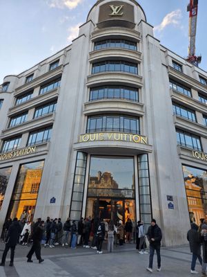 Louis Vuitton by null