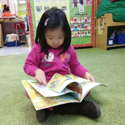 Bright Beginnings - We love reading!