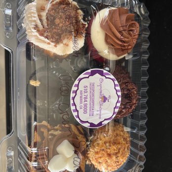 The Cupcake Shoppe - Bakeries Near Me - Hayward, California The Cupcake Shoppe - Bakeries Near Me - Hayward, California