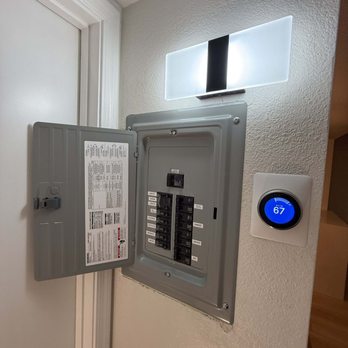 Connect Electric Solutions - Electricians Near Me - Surprise, Arizona Connect Electric Solutions - Electricians Near Me - Surprise, Arizona