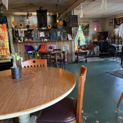 Ashbary Coffee House - Cool interior