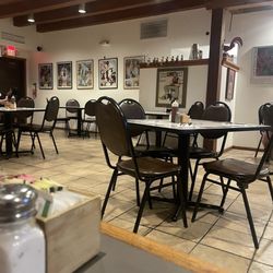 PC's Restaurant & Lounge