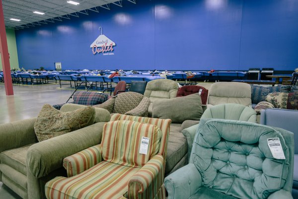 GOODWILL OUTLET-CLARKSVILLE - Updated May 2024 - 19 Photos - 1212
