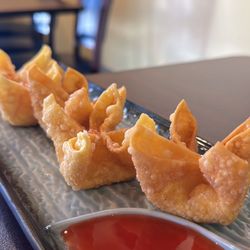 Tomo japanese ramen and sushi - Crab Rangoon.