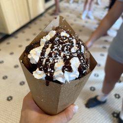 Josephine's Creamery - Oreo bubble waffle sundae