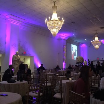 Champagne Palace - Caterers Near Me - Harahan, Louisiana