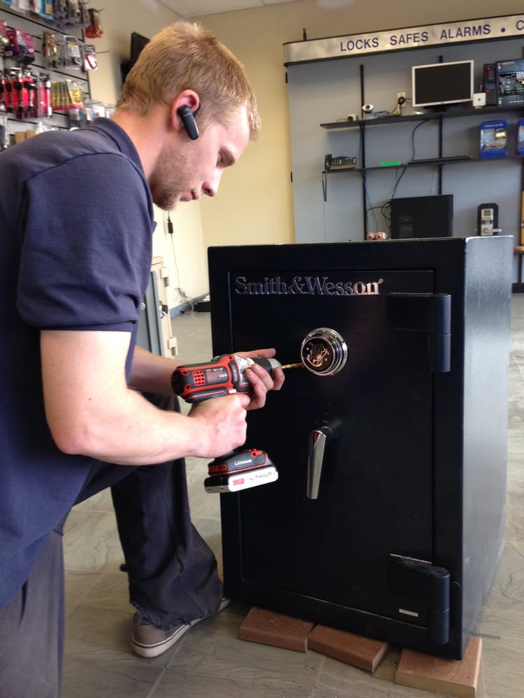 COLORADO SECURITY PRODUCTS & LOCKSMITH SERVICES Updated September