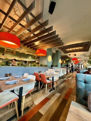 Melo's Italian Table by null