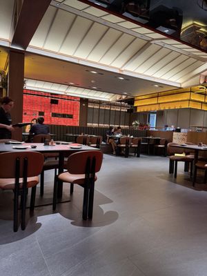 Seven Sushi & Robata by null