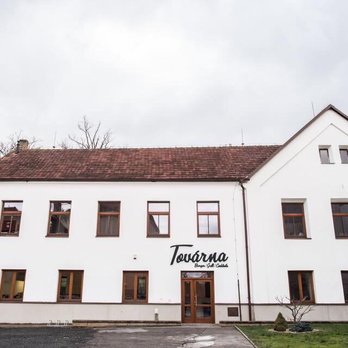 Továrna Vlašim - Exterior - Burgers Near Me - Vlašim, ST Továrna Vlašim - Exterior - Burgers Near Me - Vlašim, ST