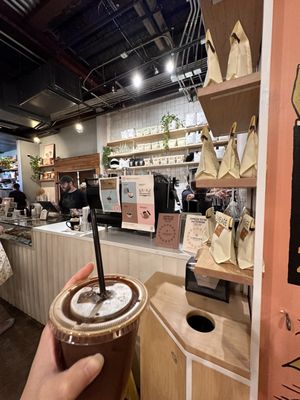 Lineage Coffee Roasting by null