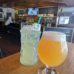 Mule Bar - Ginger beer and a beer