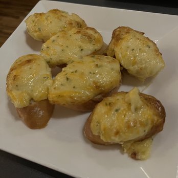 Webb Custom Kitchen - Cheesy Bread - New American Near Me - Gastonia, North Carolina Webb Custom Kitchen - Cheesy Bread - New American Near Me - Gastonia, North Carolina