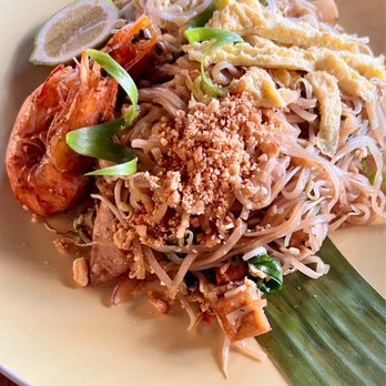 Thai Me Up - Pad Thai shrimp and chicken - Thai Near Me - Cagayan de Oro, MSR Thai Me Up - Pad Thai shrimp and chicken - Thai Near Me - Cagayan de Oro, MSR